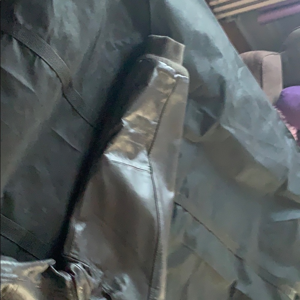 Leather jacket - Picture 5 of 7